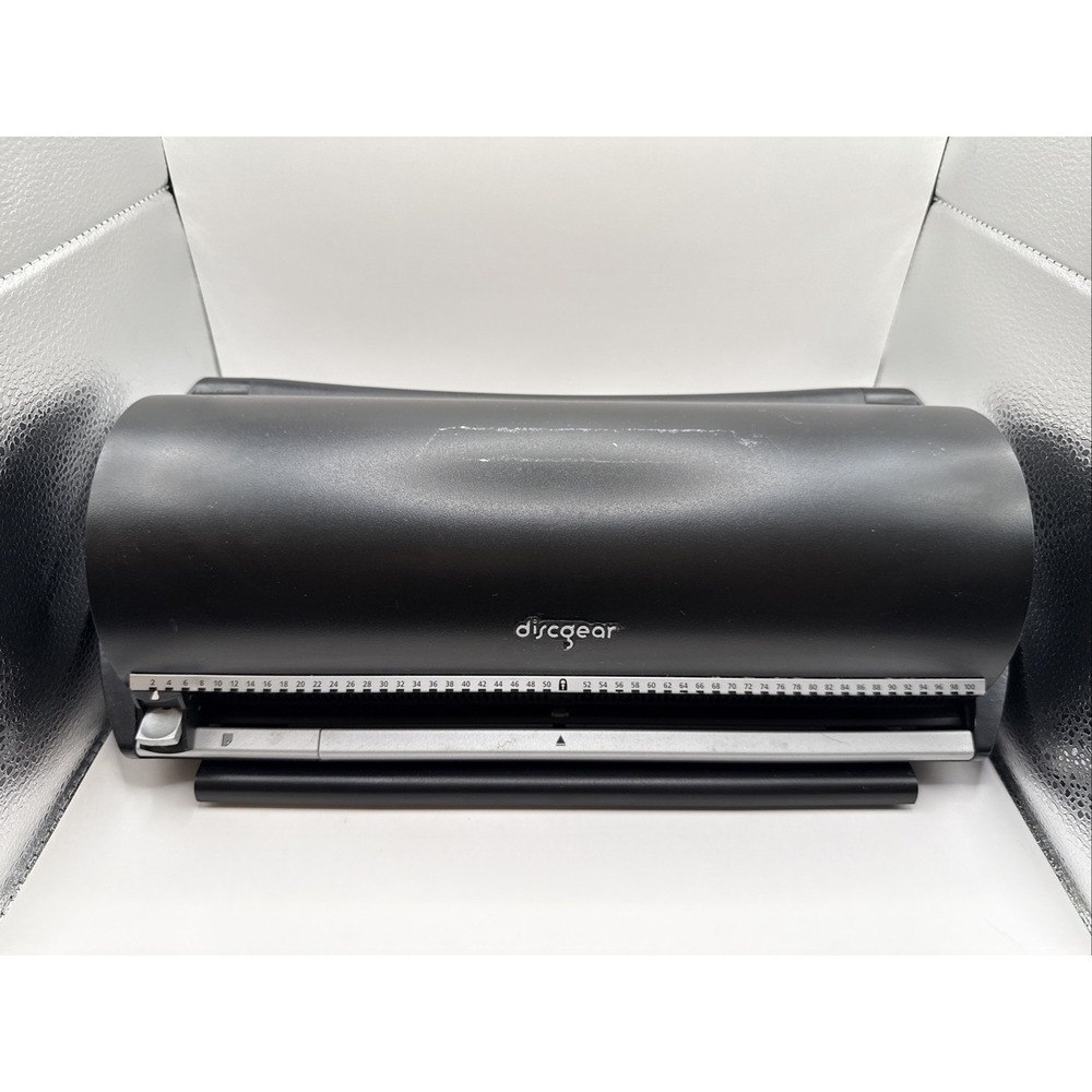 DiscGear Selector 100 CD DVD Blu-Ray Storage Carousel Organizer w/ Used Index